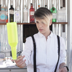 Federica Geirola flair bartending