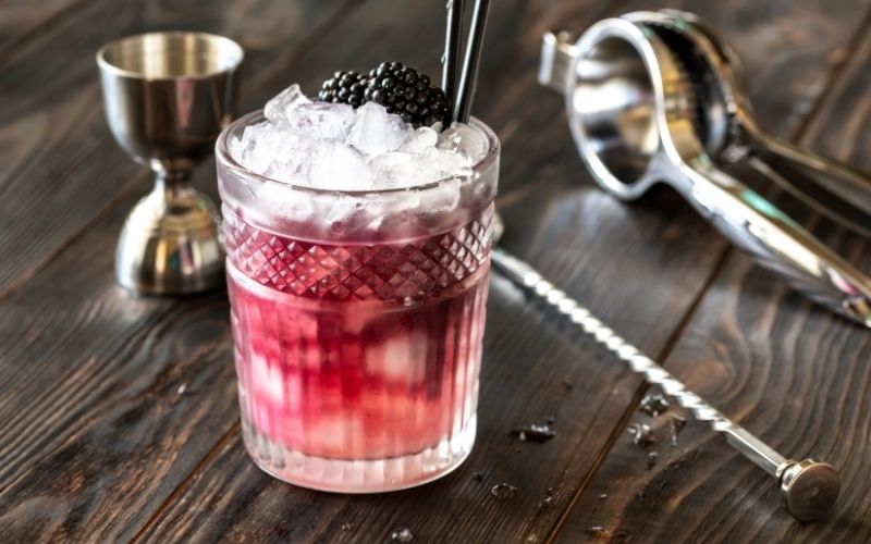 Ginger Bramble Fizz