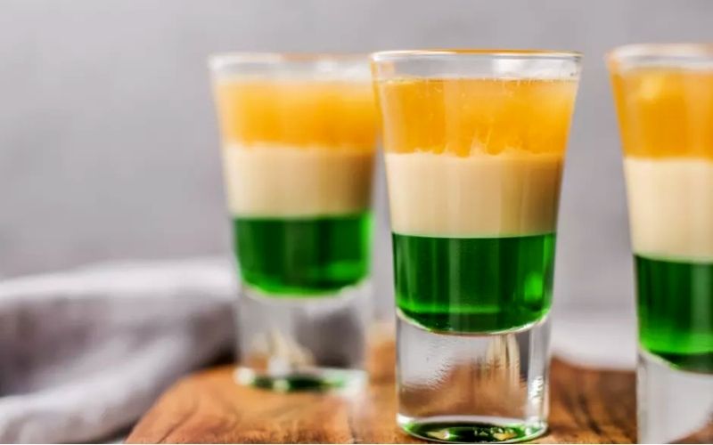 Glasses of Irish Flag Shooter