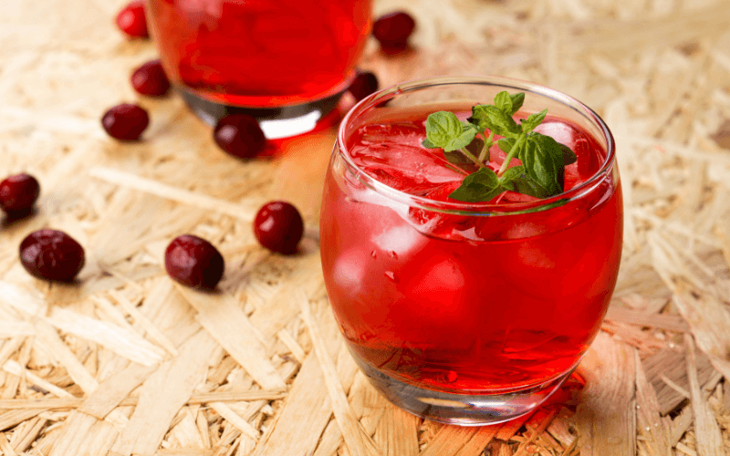 Glasses of cranberry bramble cocktail