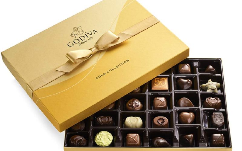 Godiva Chocolatier Chocolate Gold Gift Box
