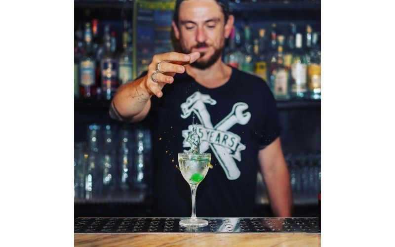 Riccardo Rossi making a cocktail