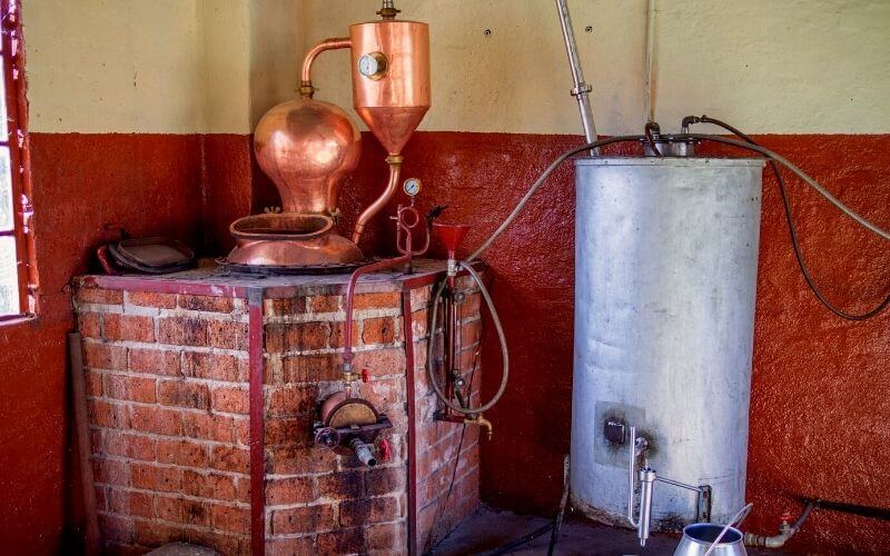 Spirit distilling equipment