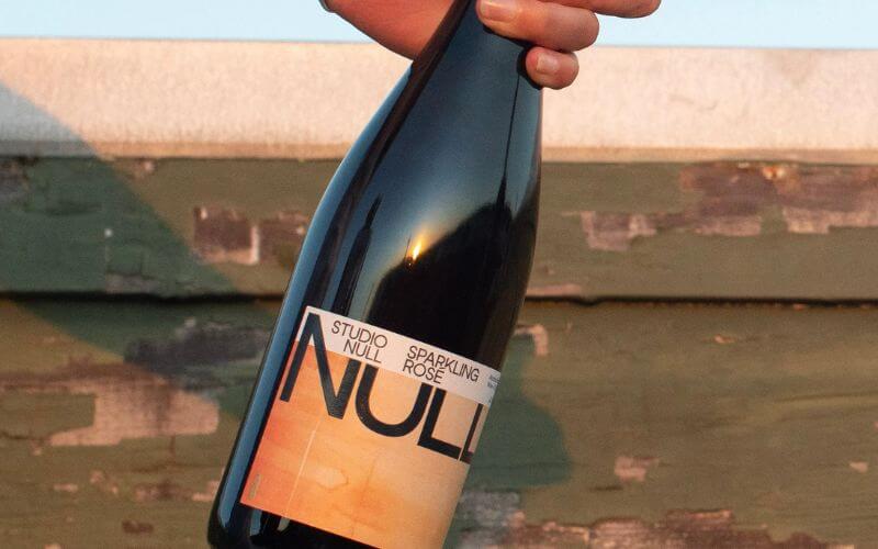 Studio Null Non-Alcoholic Rosé Wine