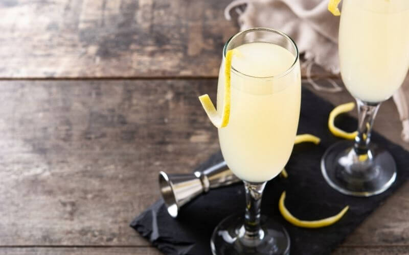 Two glasses of French 75 Cocktails 
