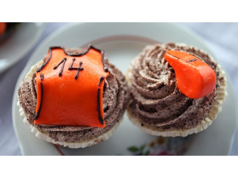 basketball themed cupcakes