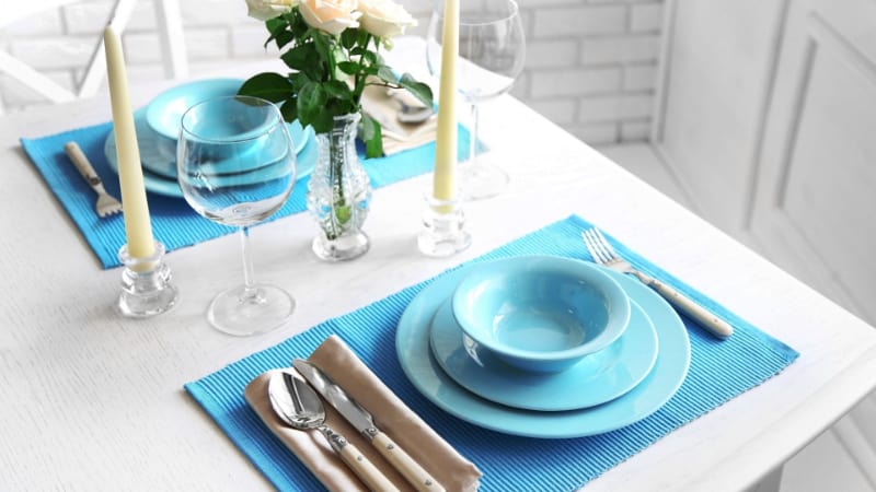 Blue table setting with single glassware