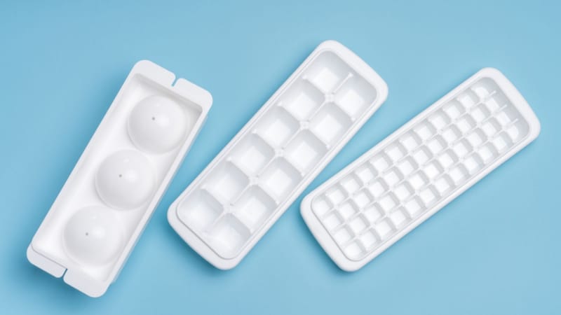 Different shapes of ice molds