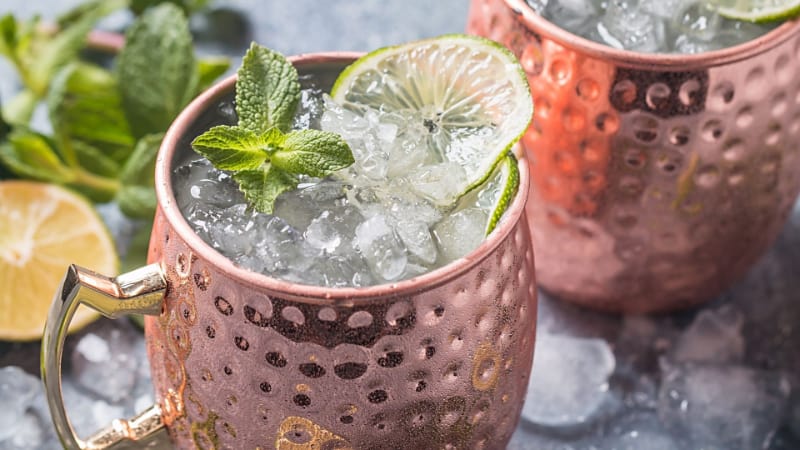 Mule de Cafe in a copper mug with mint and lemon 