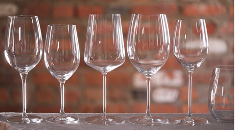 importance of wine glasses