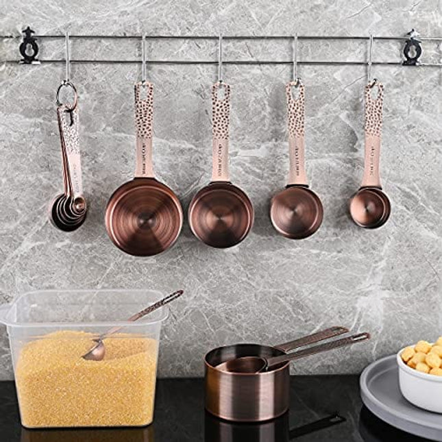 https://cdn.shopify.com/s/files/1/1216/2612/files/smithcraft-kitchen-smithcraft-copper-measuring-cups-set-stainless-steel-measuring-cups-copper-plated-measuring-cups-5-measurer-cups-metal-measurement-cups-30756004593727.jpg?height=645&pad_color=fff&v=1682705086&width=645