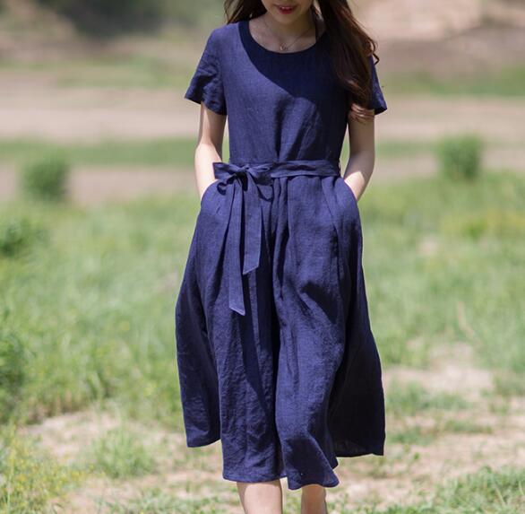 navy dress with belt