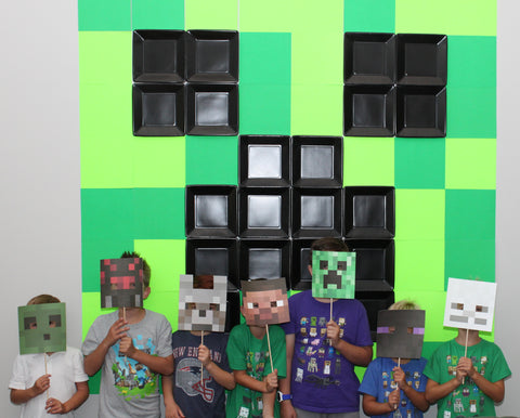 I always thought that the Minecraft creepers face didn't have any