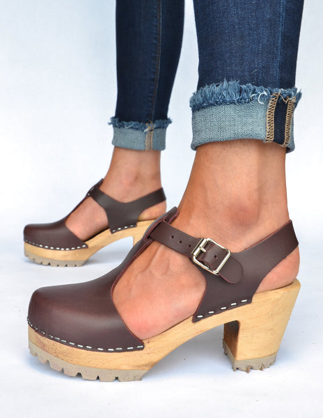 mia madeline clog