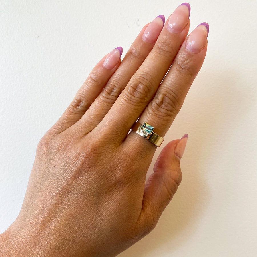0.66 ct Gradient Sapphire & Diamond Bricolage Ring