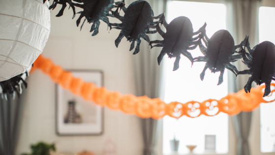 Easy and Spooky Halloween Decor ideas to work on with your Kids