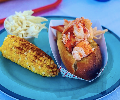 CT Lobster Rolls - Lazy Lobster