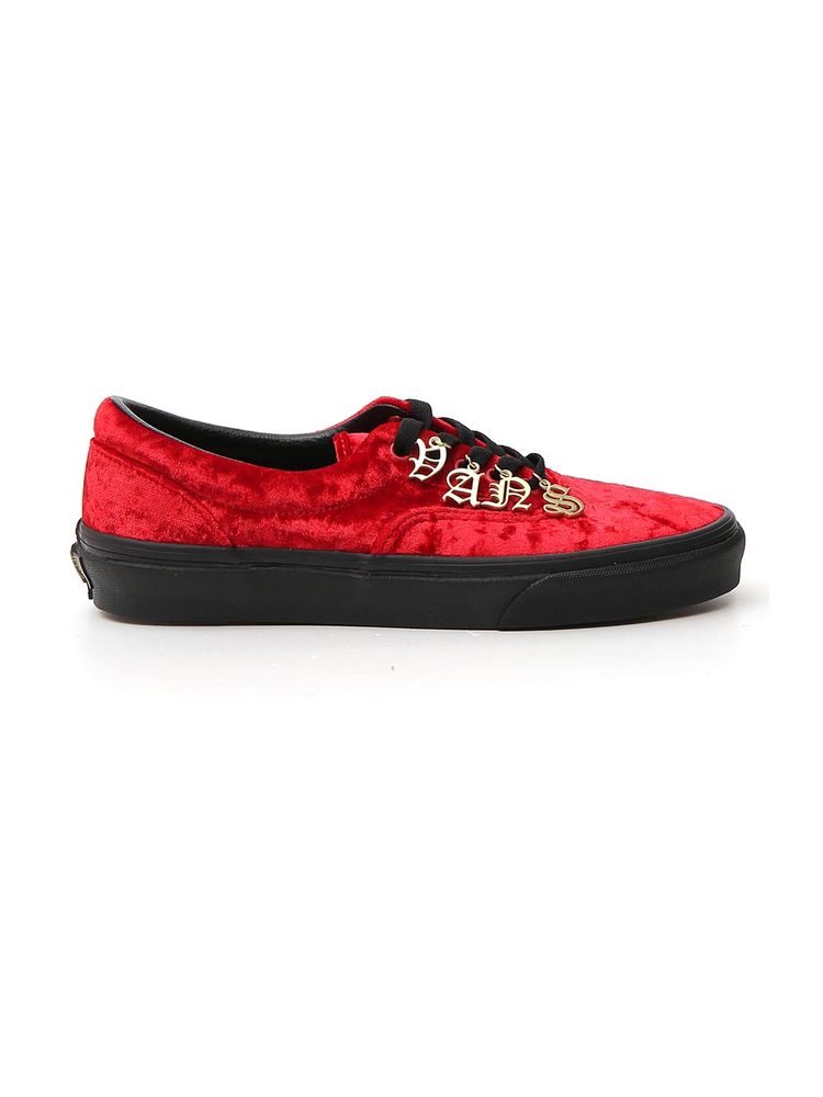 low top lace up vans