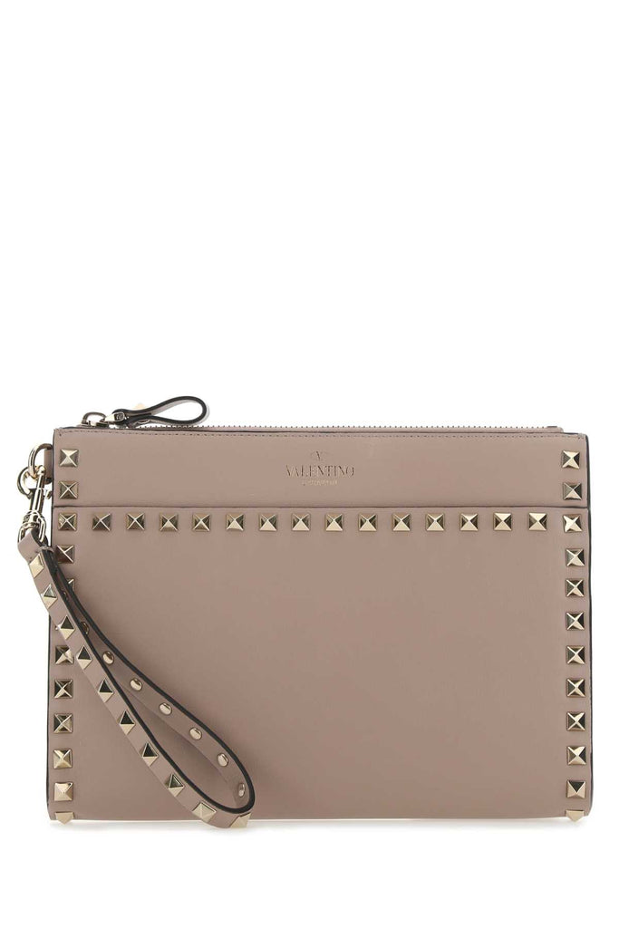 Valentino Garavani Rockstud Medium Pouch In Pink