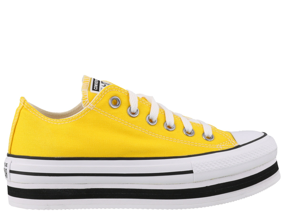 Converse Chuck Taylor Sneakers In 