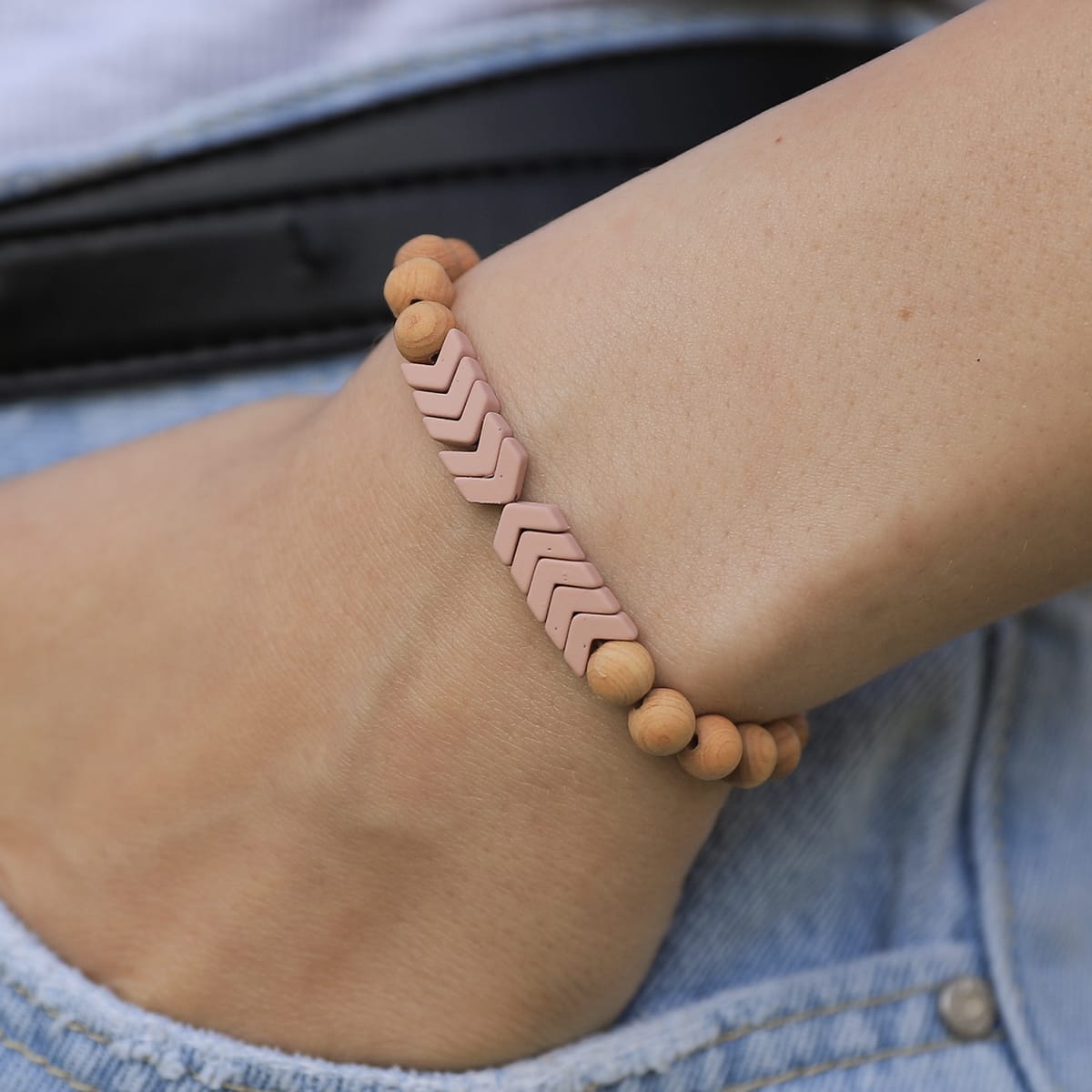 Sacred Arrow Wood Diffuser Bracelet