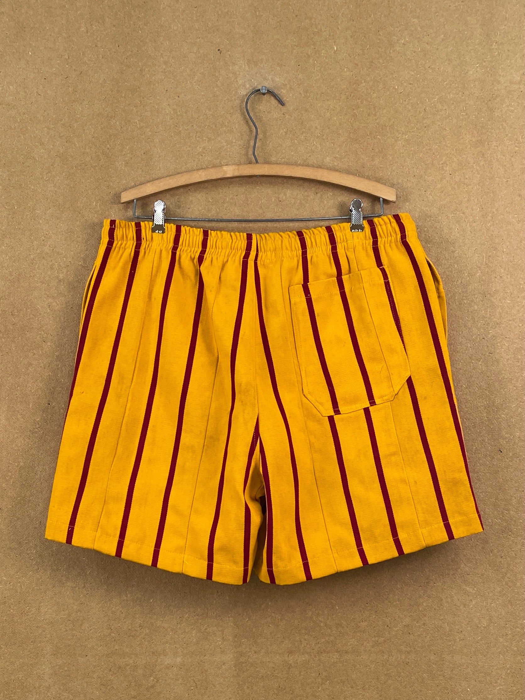 Mascot Stripe Shorts - M/L