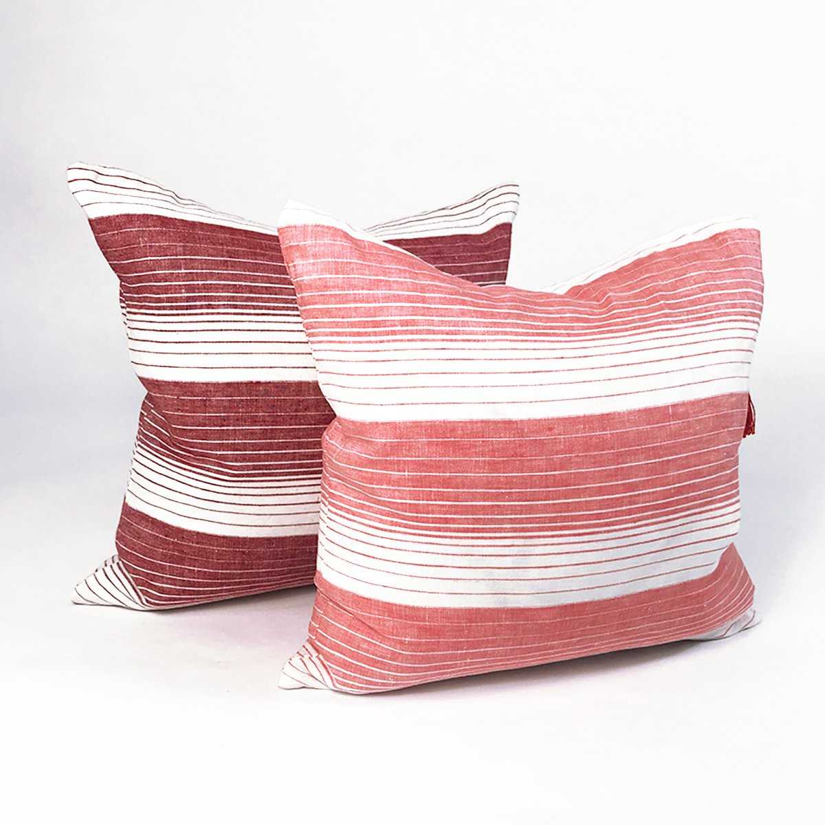 17" x 17" Pillow in Cortina Coral