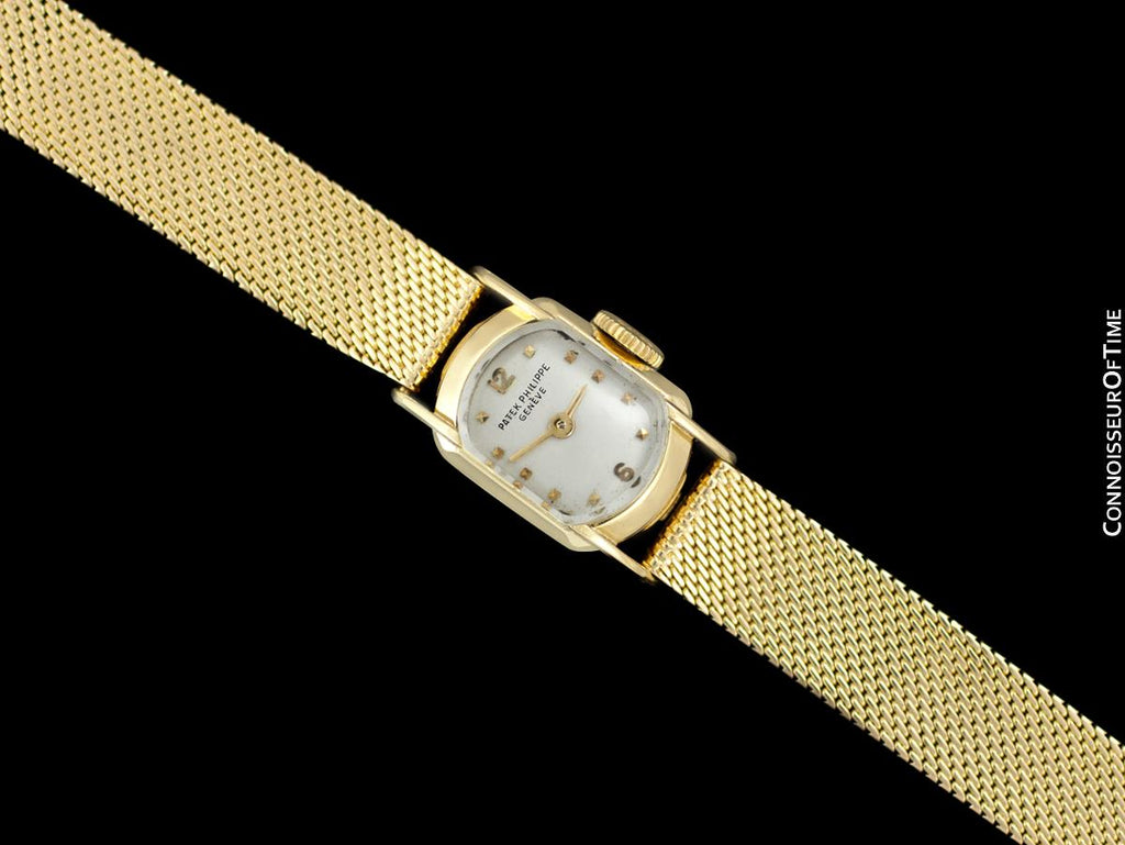 c. 1955 Patek Philippe Vintage Ladies Ref. 3100 Watch with Bracelet ...