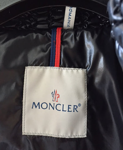 moncler size tag