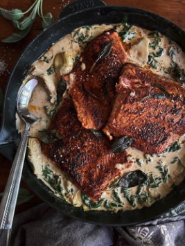 Creamy Spinach & Artichoke Skillet Salmon