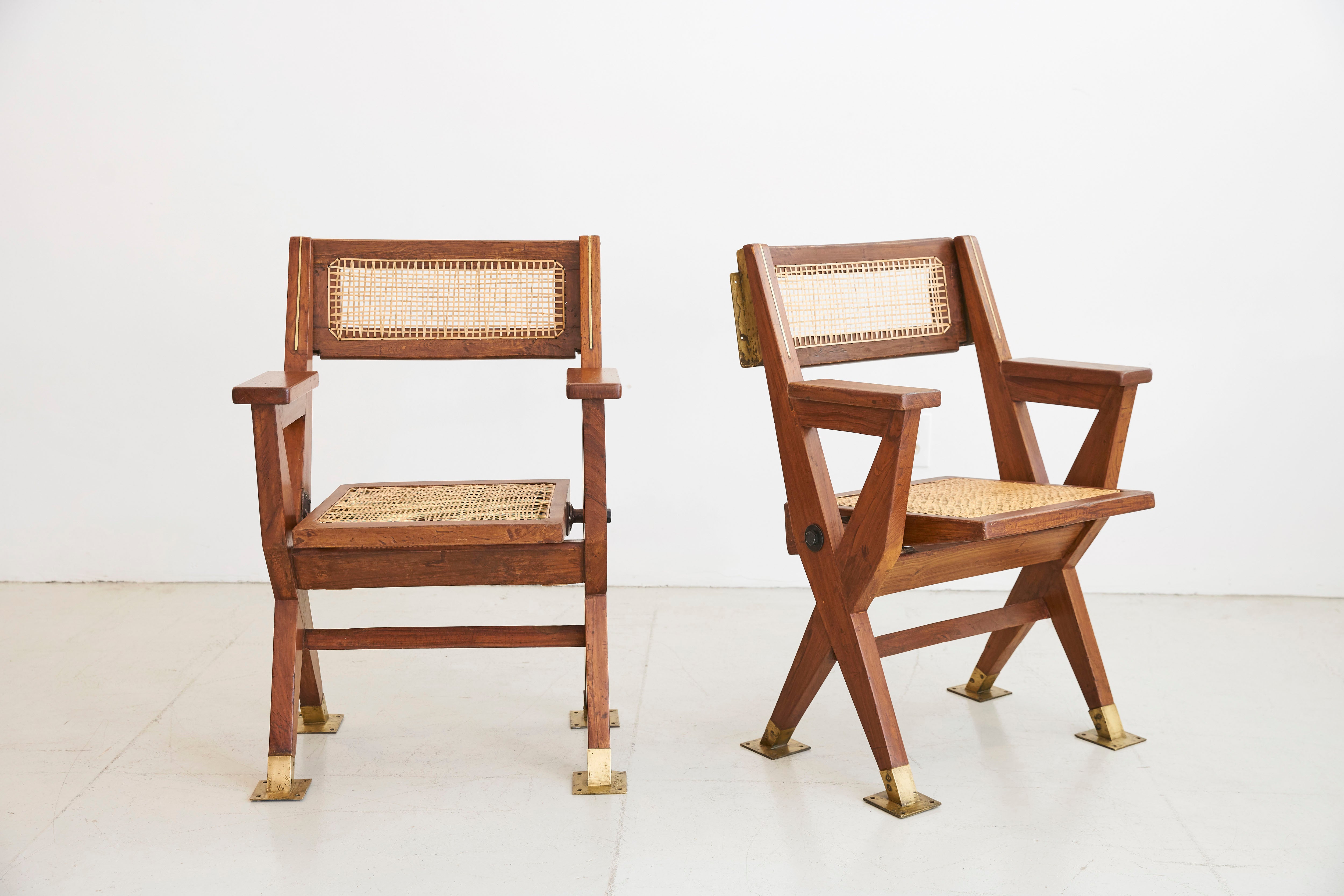 pierre jeanneret chairs