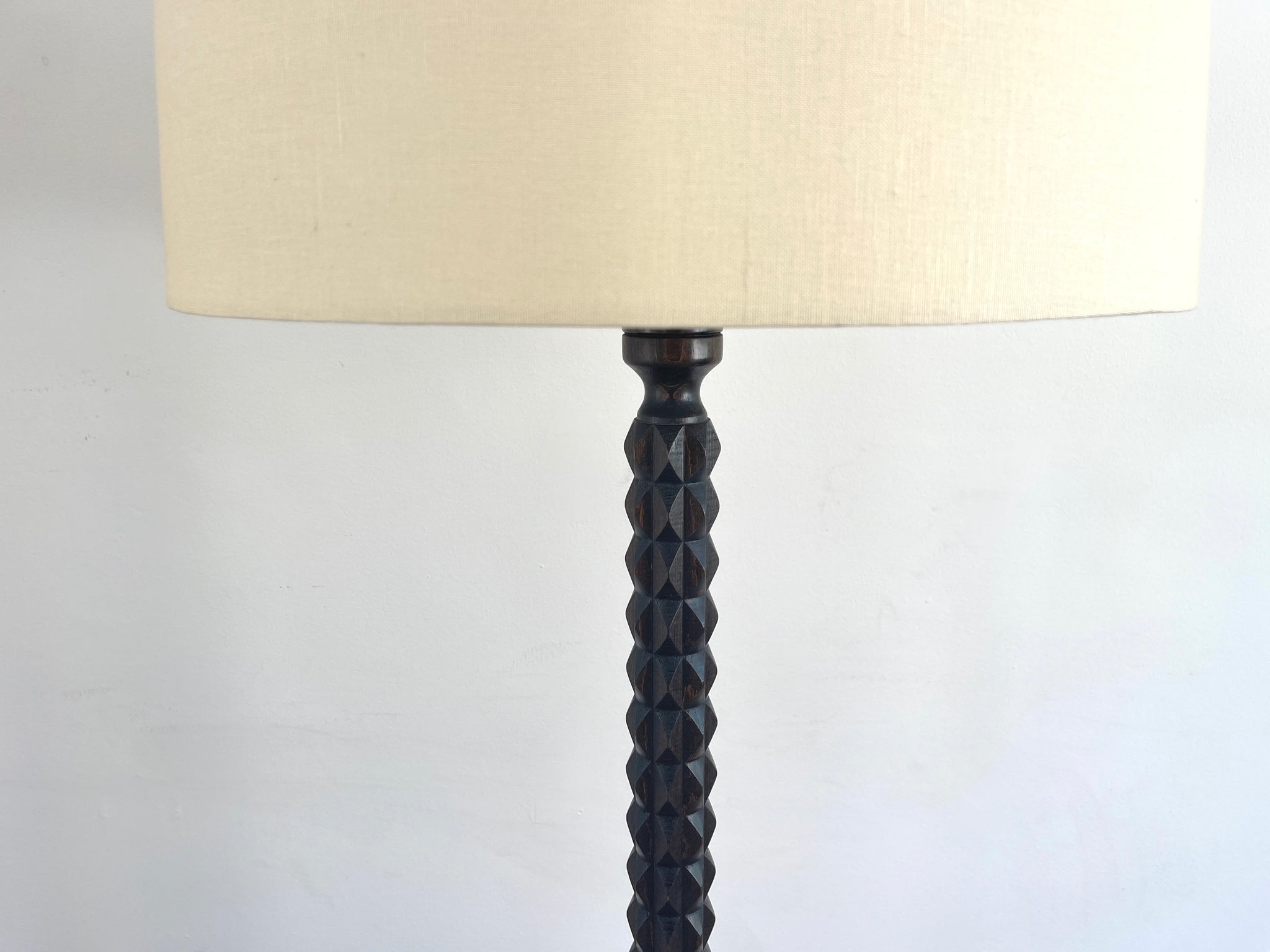 threshold shiloh floor lamp