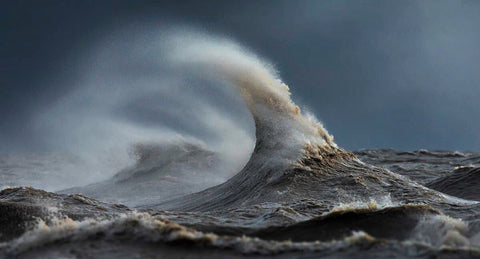 Great Lake furious water photography