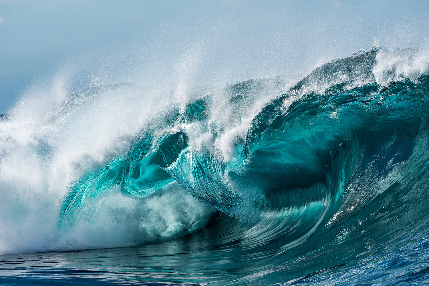 breaking wave by seb diaz photographer