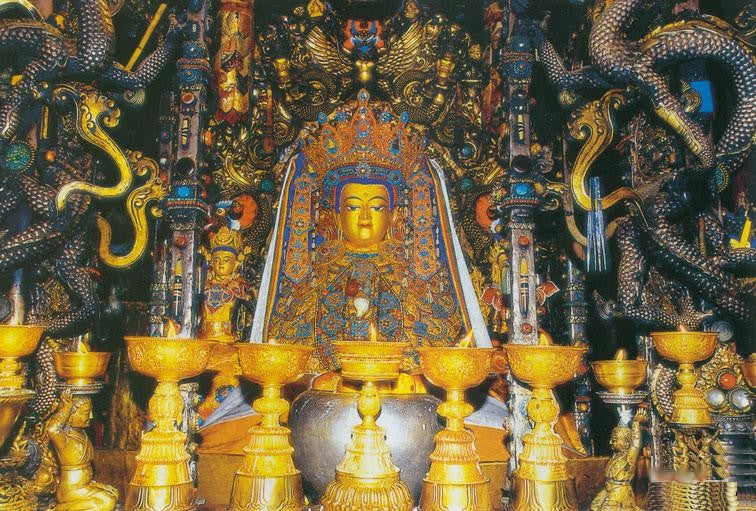 statue-bouddha-gautama-jowo