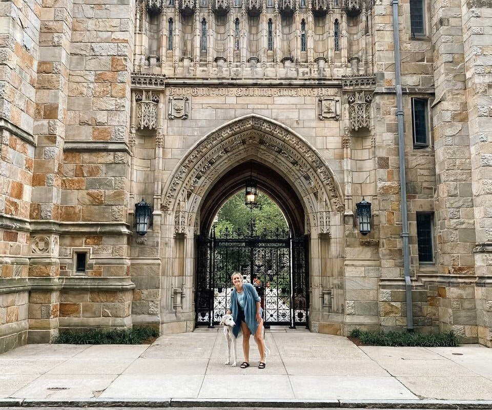 Exterior de la Universidad de Yale