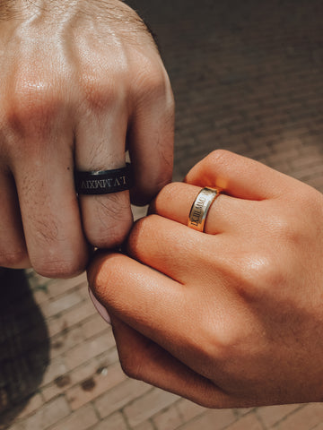 custom engraved promise rings