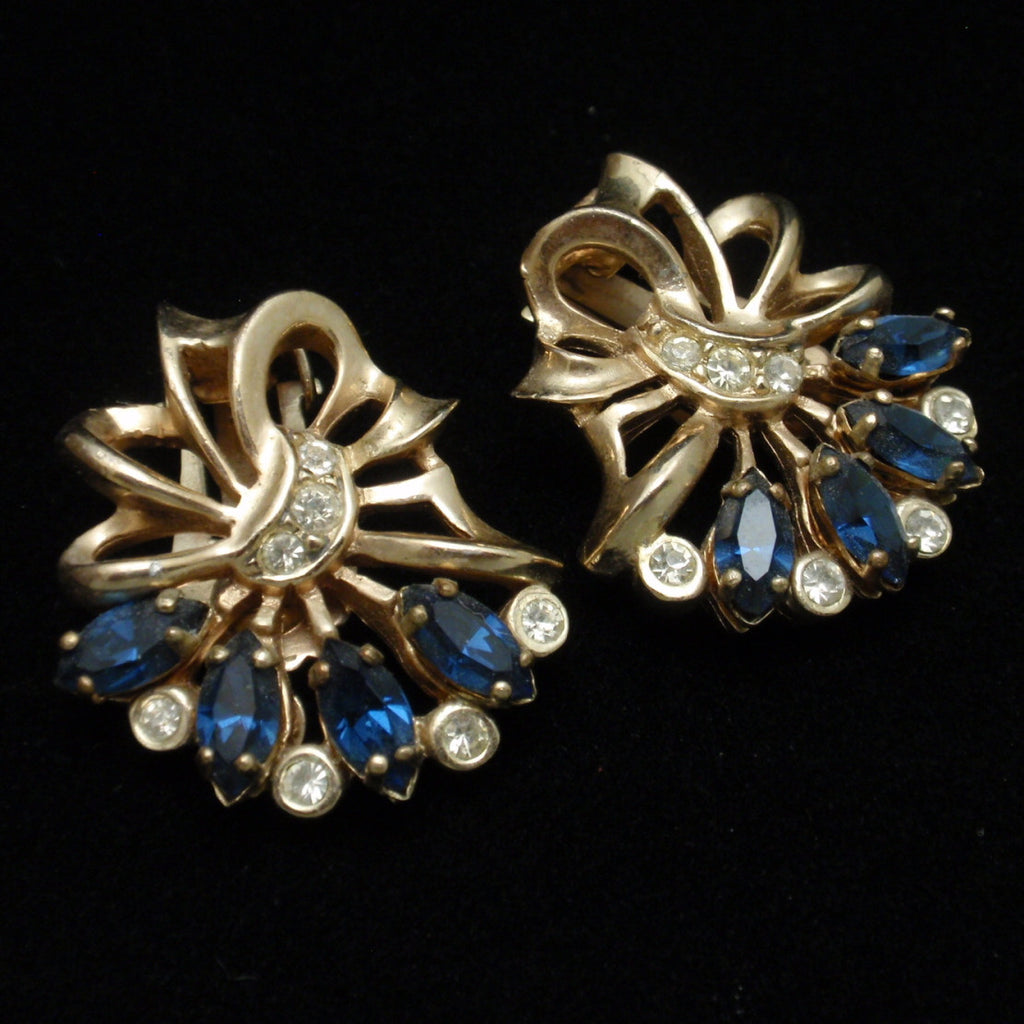 Barclay Bouquet of Flowers Earrings Vintage Rhinestones Clips – World ...