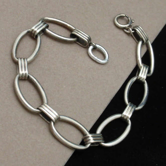 Chain Link Vintage Bracelet Silver Tone 8 1/4
