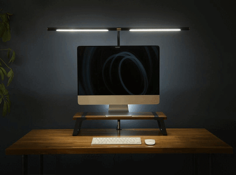 FluidStance Illum desk lamp