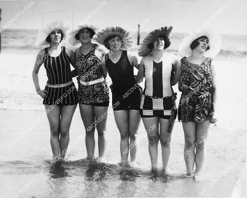 1925 news photo bathing beauties show off their new modern swimsuits 1 ...