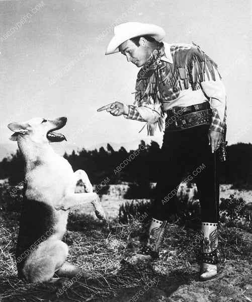 Roy Rogers w his dog bullet 4257-32 – ABCDVDVIDEO