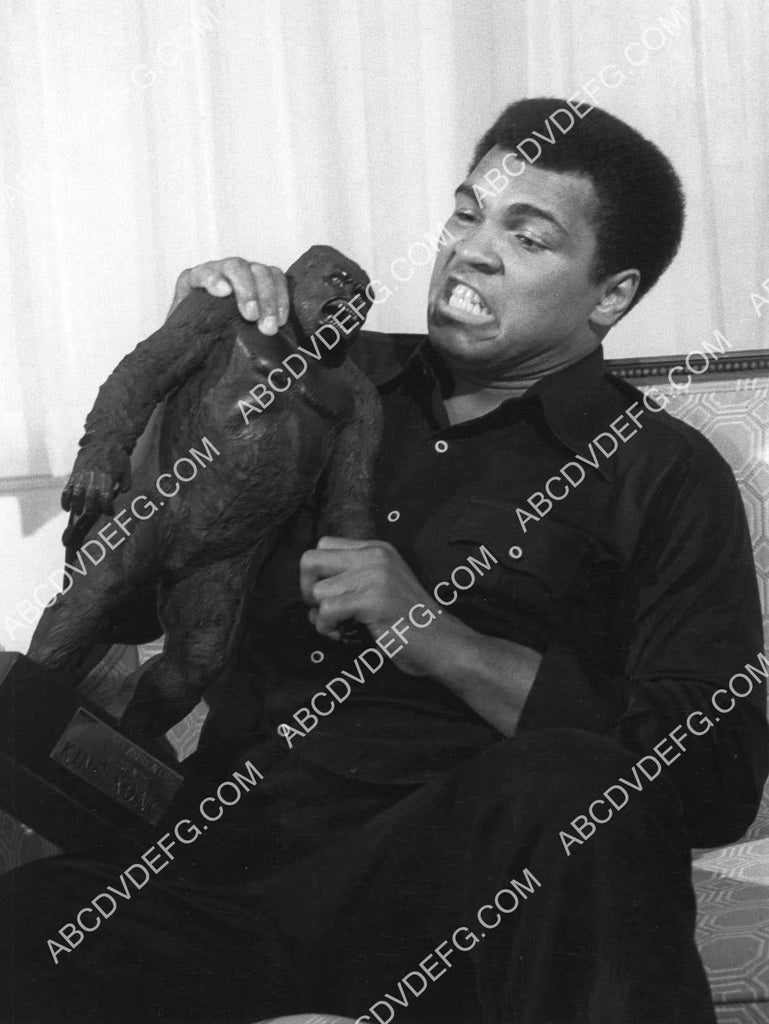Muhammad Ali w toy gorilla on upcoming fight w Joe Frazier 8B11-399 – ABCDVDVIDEO