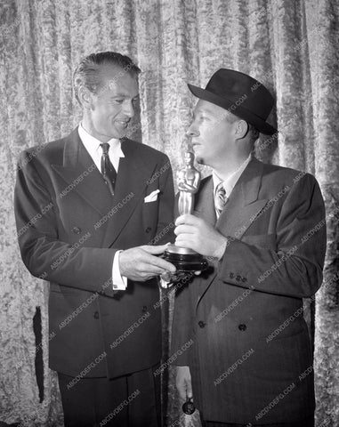 1944 Oscars Gary Cooper Bing Crosby on stage Academy Awards aa1944-18L ...
