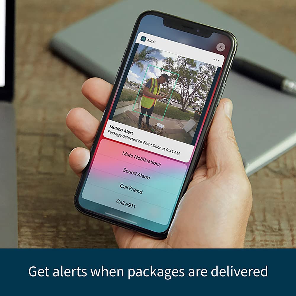 Arlo Essential alerts on the mobile phone
