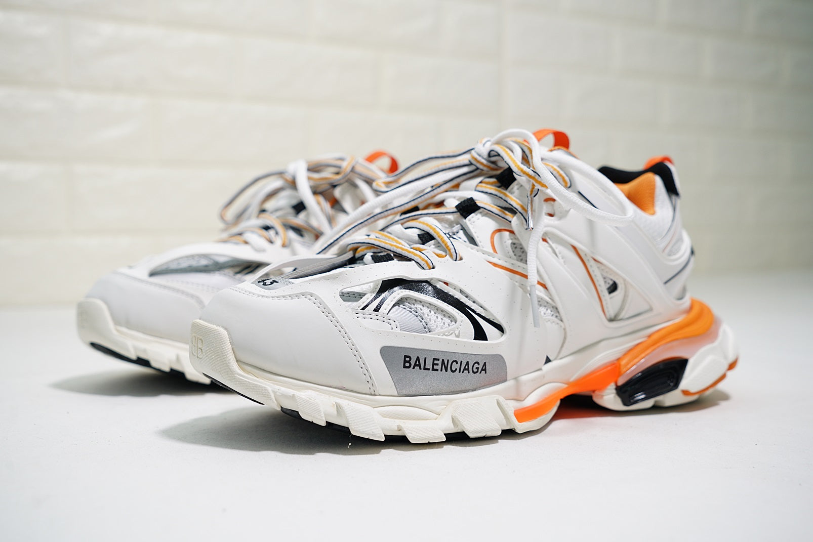 balenciaga track low