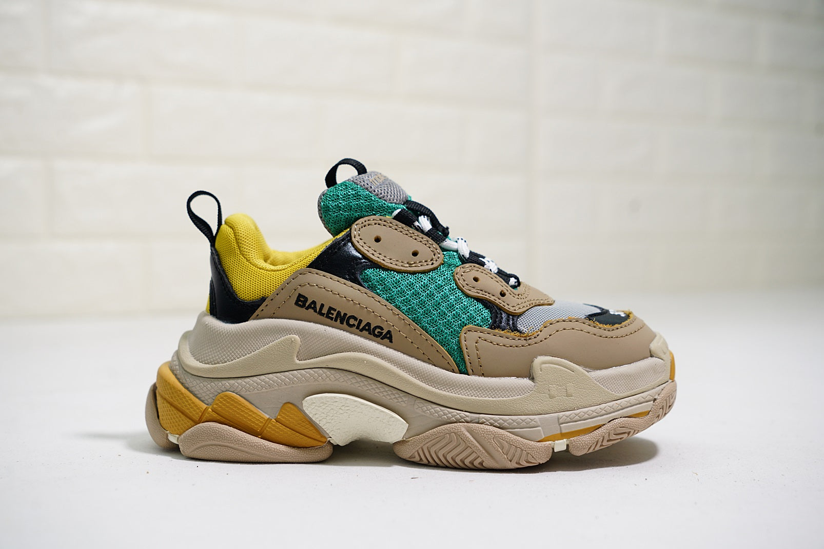 balenciaga green yellow triple s