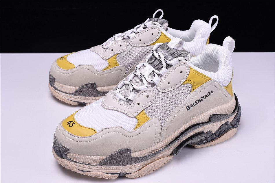 balenciaga triple s dover street market