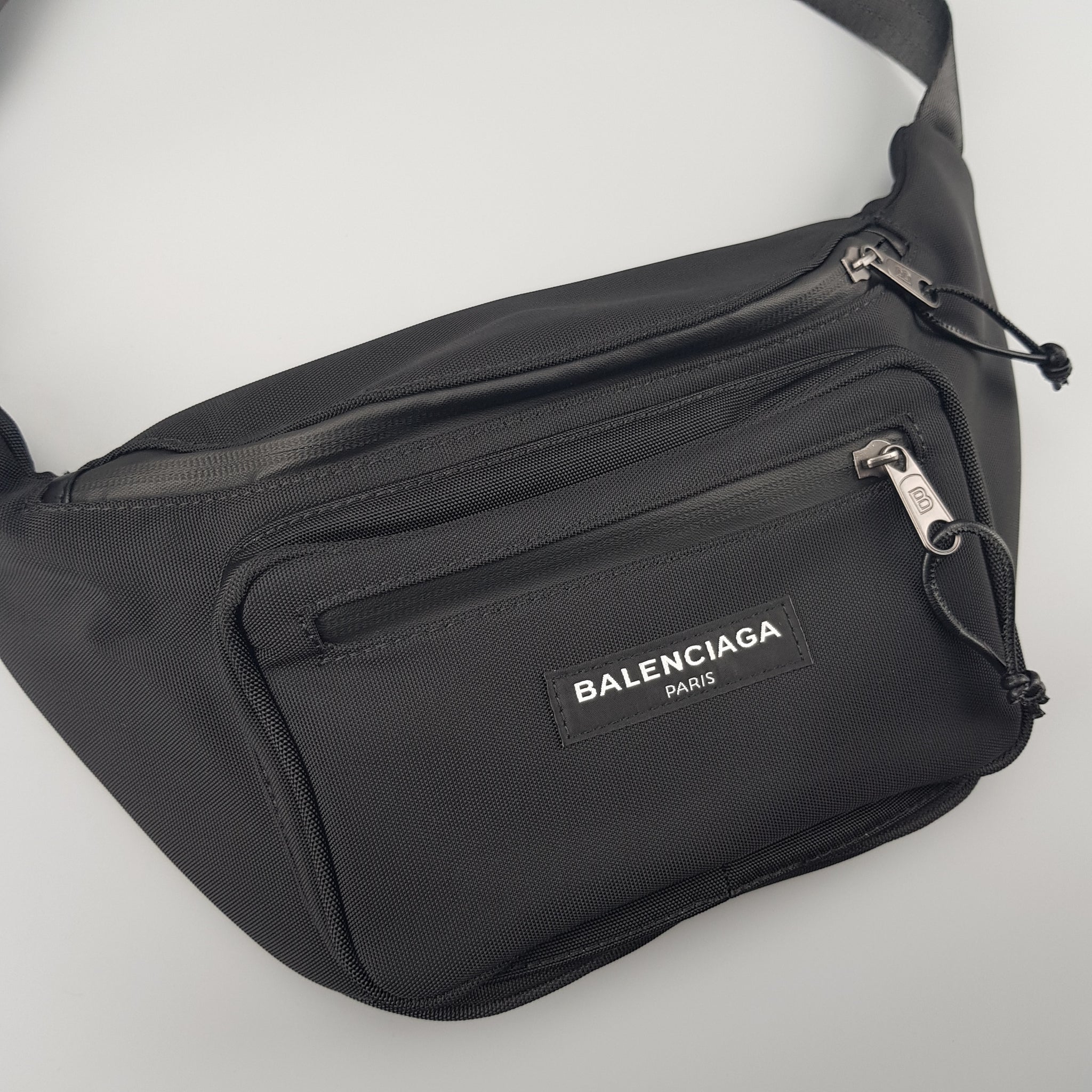 balenciaga belt bag