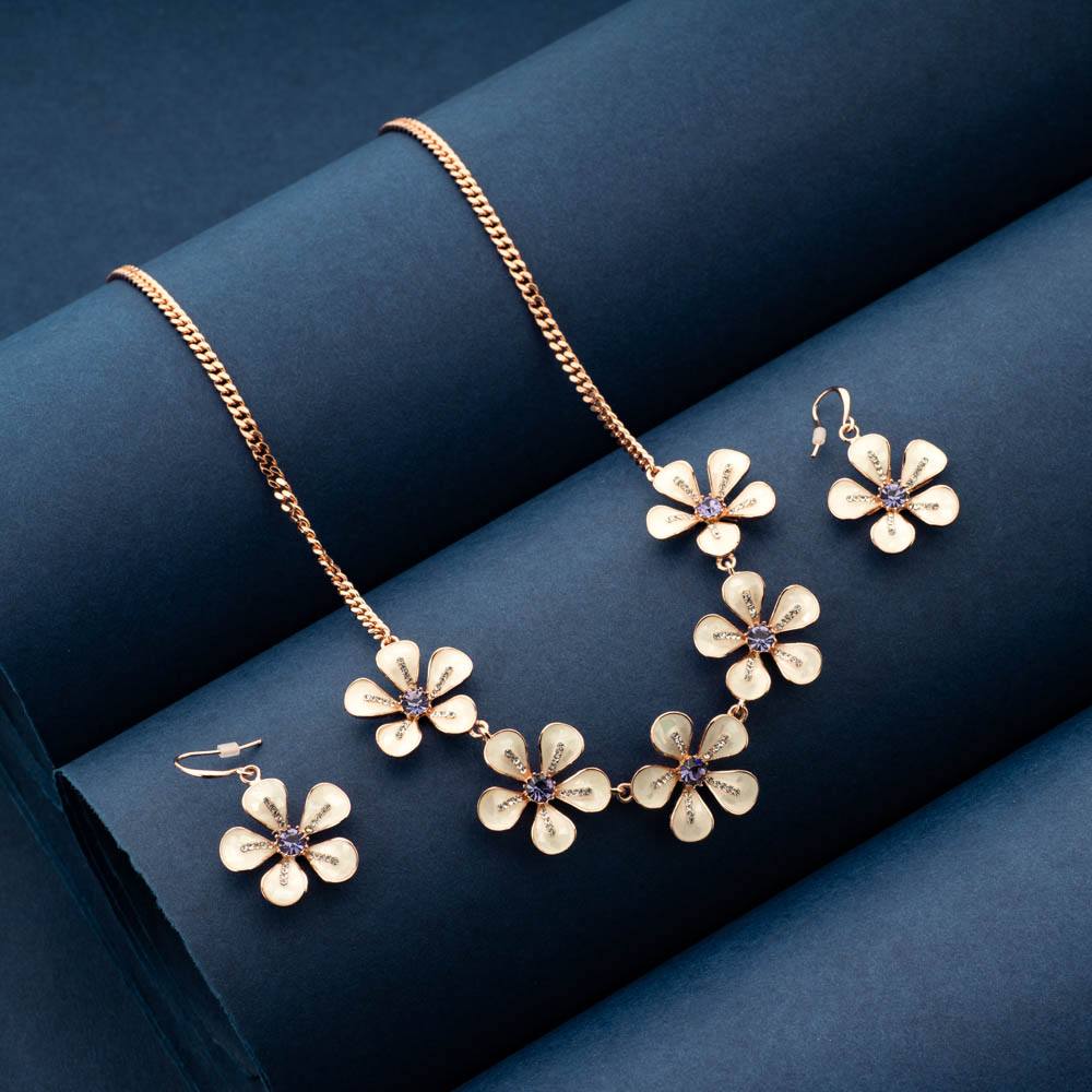 10 Stunning Floral Jewellery Designs For Summers